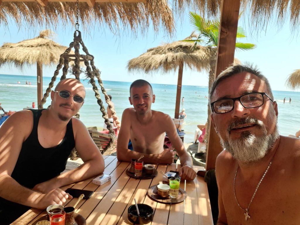 acapulco kafa pored mora